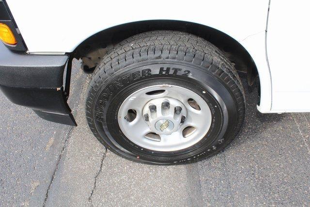 2023 Chevrolet Express Cargo 2500 Vehicle Photo in SAINT CLAIRSVILLE, OH 43950-8512