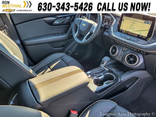 2025 Chevrolet Blazer Vehicle Photo in AURORA, IL 60503-9326