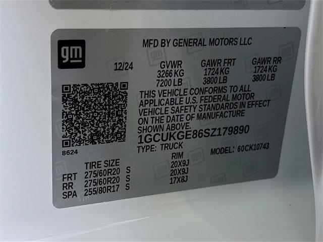 2025 Chevrolet Silverado 1500 Vehicle Photo in PUYALLUP, WA 98371-4149