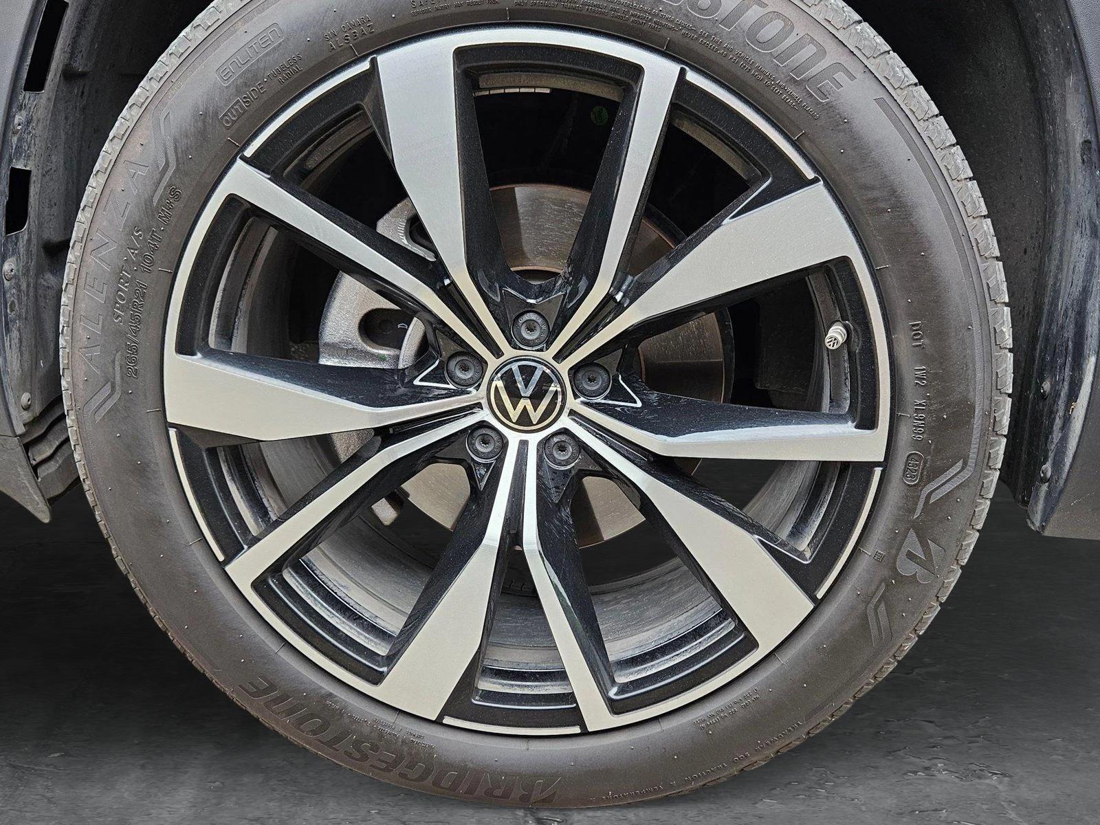 2024 Volkswagen Atlas Vehicle Photo in WACO, TX 76710-2592