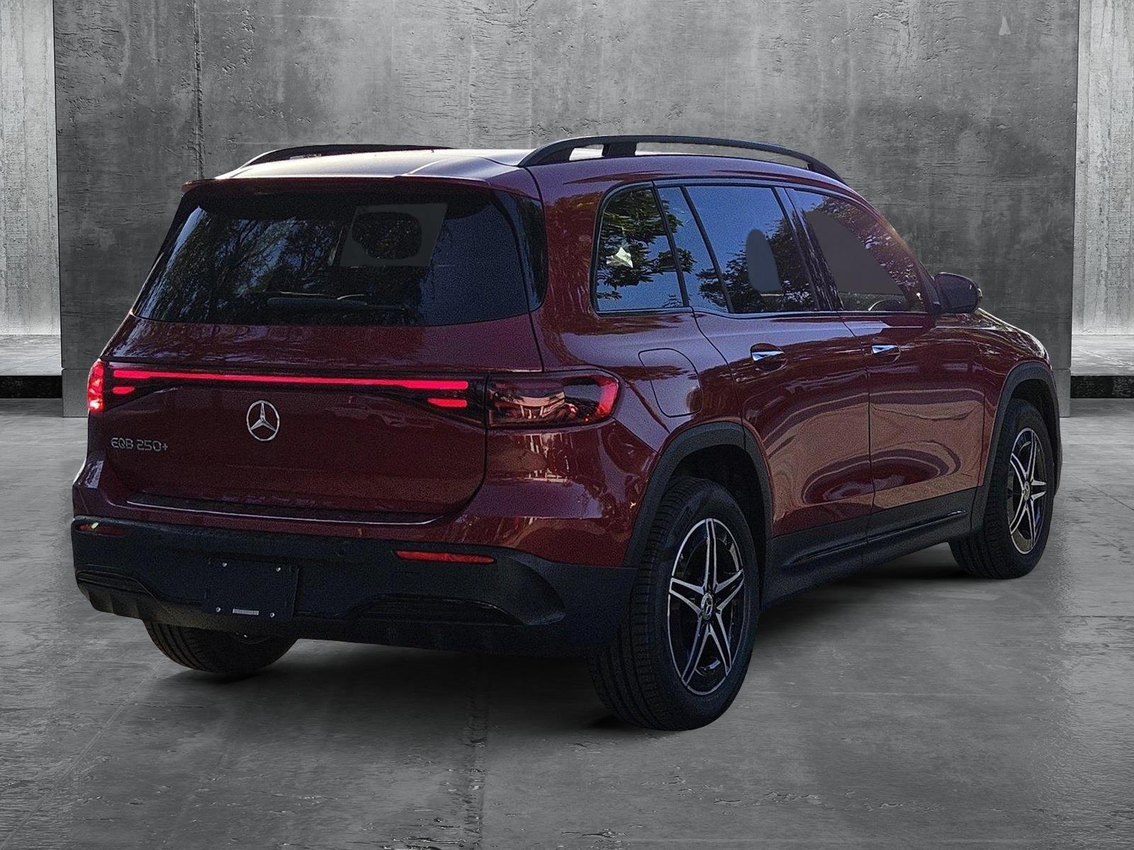 2024 Mercedes-Benz EQB Vehicle Photo in Coconut Creek, FL 33073