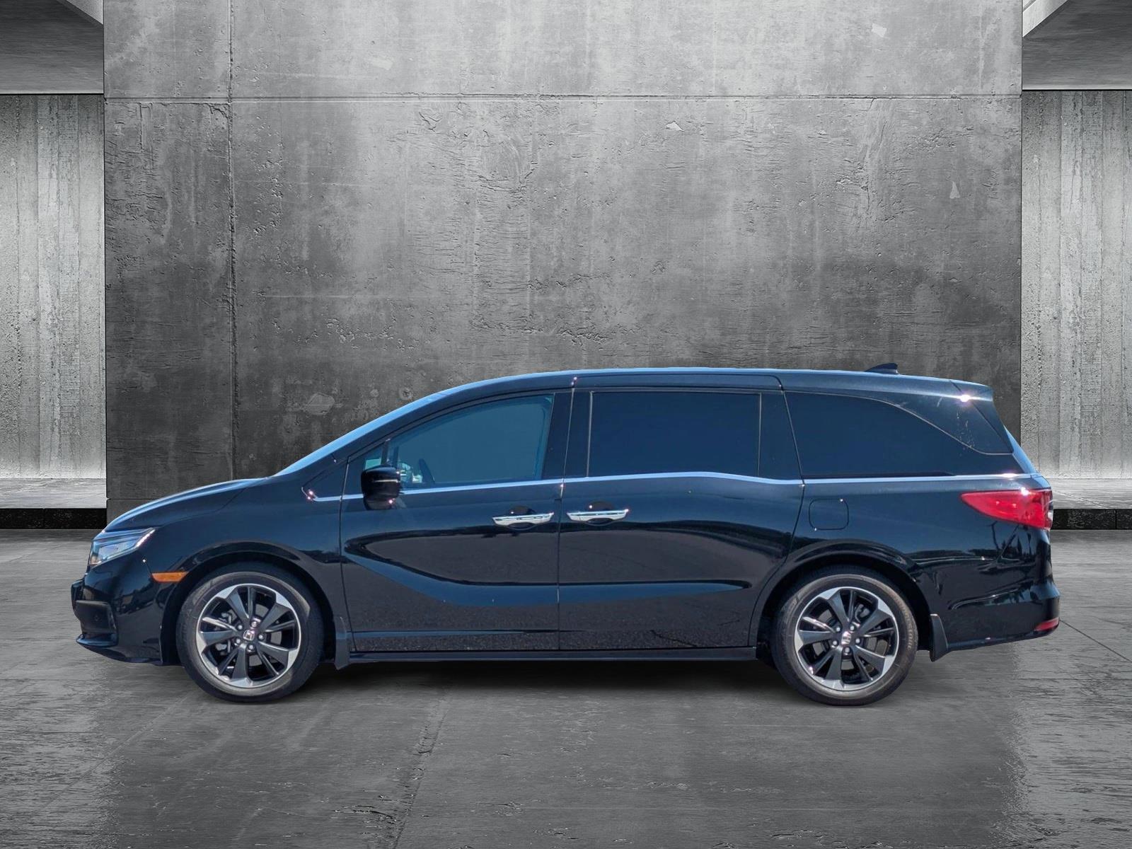 2024 Honda Odyssey Vehicle Photo in Valencia, CA 91355-1794