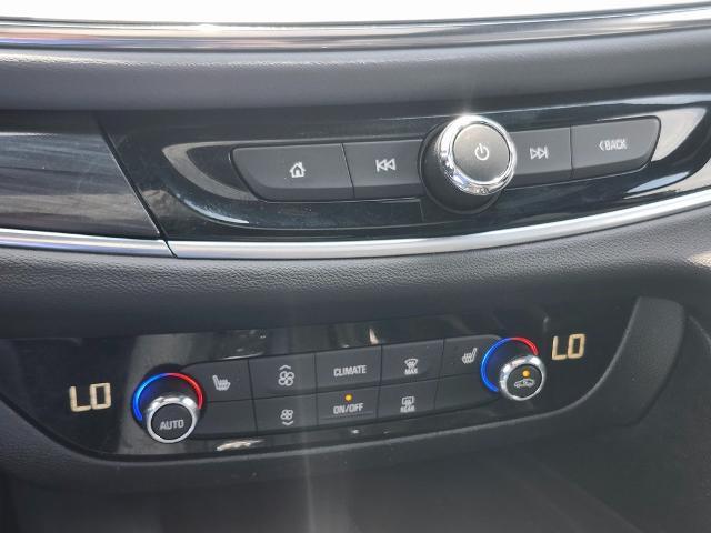 2023 Buick Enclave Vehicle Photo in GREEN BAY, WI 54304-5303