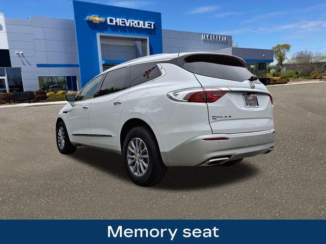 2024 Buick Enclave Vehicle Photo in DANBURY, CT 06810-5034