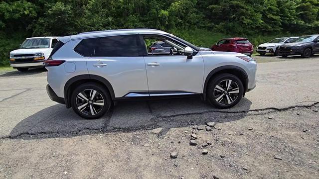 2021 Nissan Rogue Vehicle Photo in Pleasant Hills, PA 15236