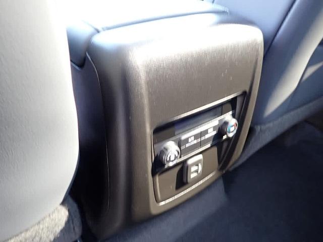 2023 Buick Enclave Vehicle Photo in ZELIENOPLE, PA 16063-2910