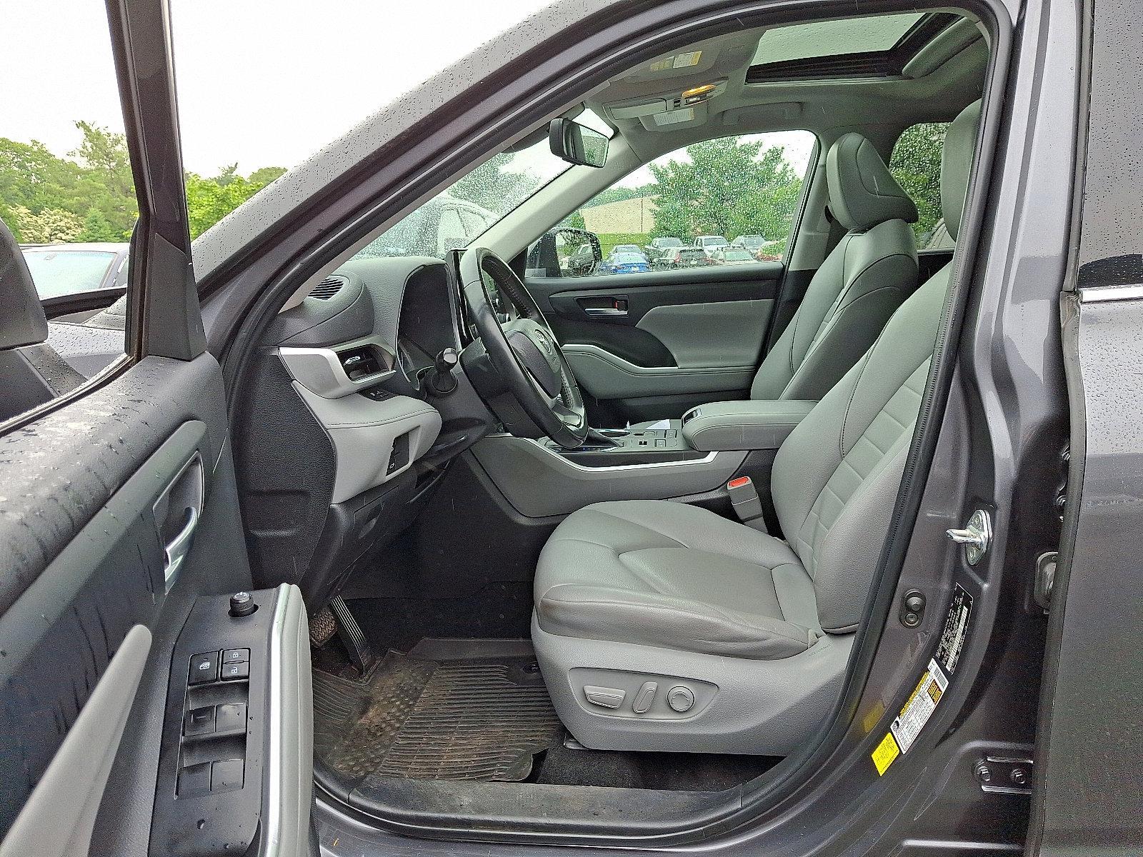 2022 Toyota Highlander Vehicle Photo in Mechanicsburg, PA 17050-2306