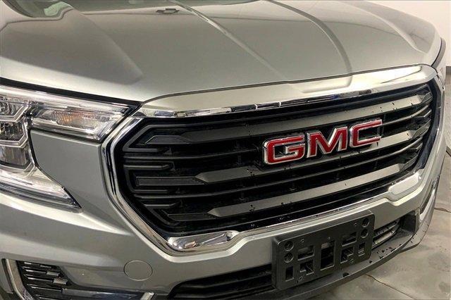 2024 GMC Terrain Vehicle Photo in KANSAS CITY, MO 64114-4545