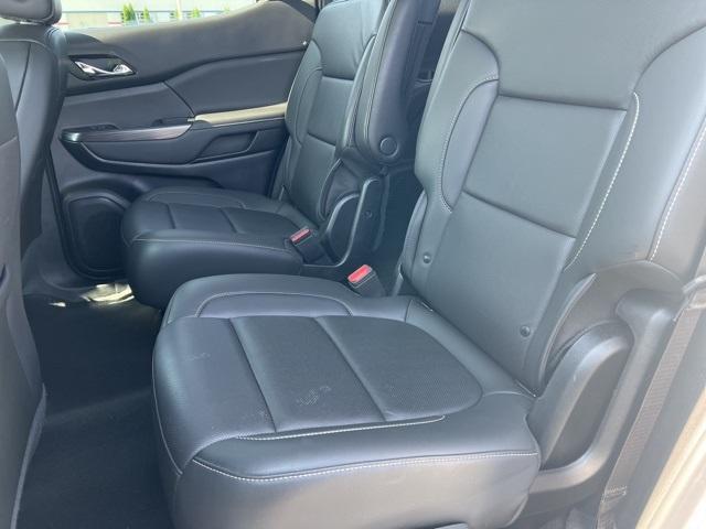 2023 GMC Acadia Vehicle Photo in GREEN BAY, WI 54304-5303