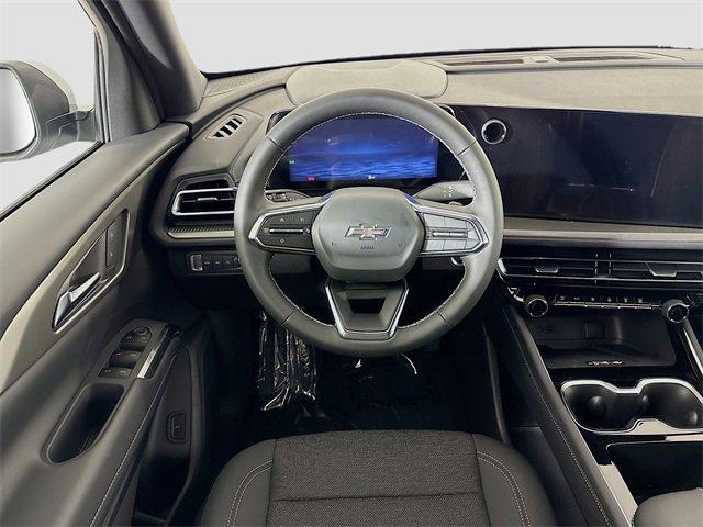 2025 Chevrolet Traverse Vehicle Photo in PUYALLUP, WA 98371-4149