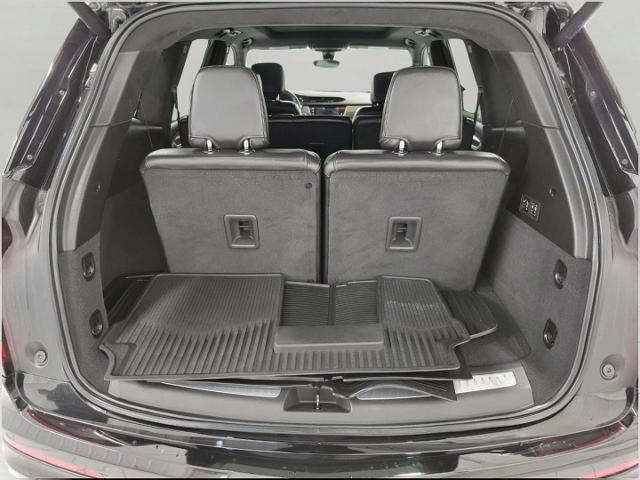 2024 Cadillac XT6 Vehicle Photo in GREEN BAY, WI 54303-3330