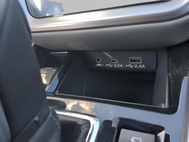 2025 Subaru Outback Vehicle Photo in Green Bay, WI 54304