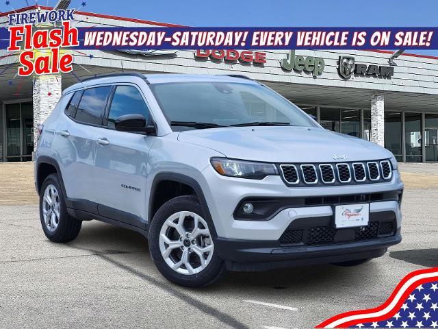 2025 Jeep Compass Vehicle Photo in Ennis, TX 75119-5114