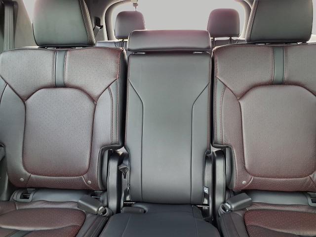 2025 Honda Pilot Vehicle Photo in Oshkosh, WI 54904