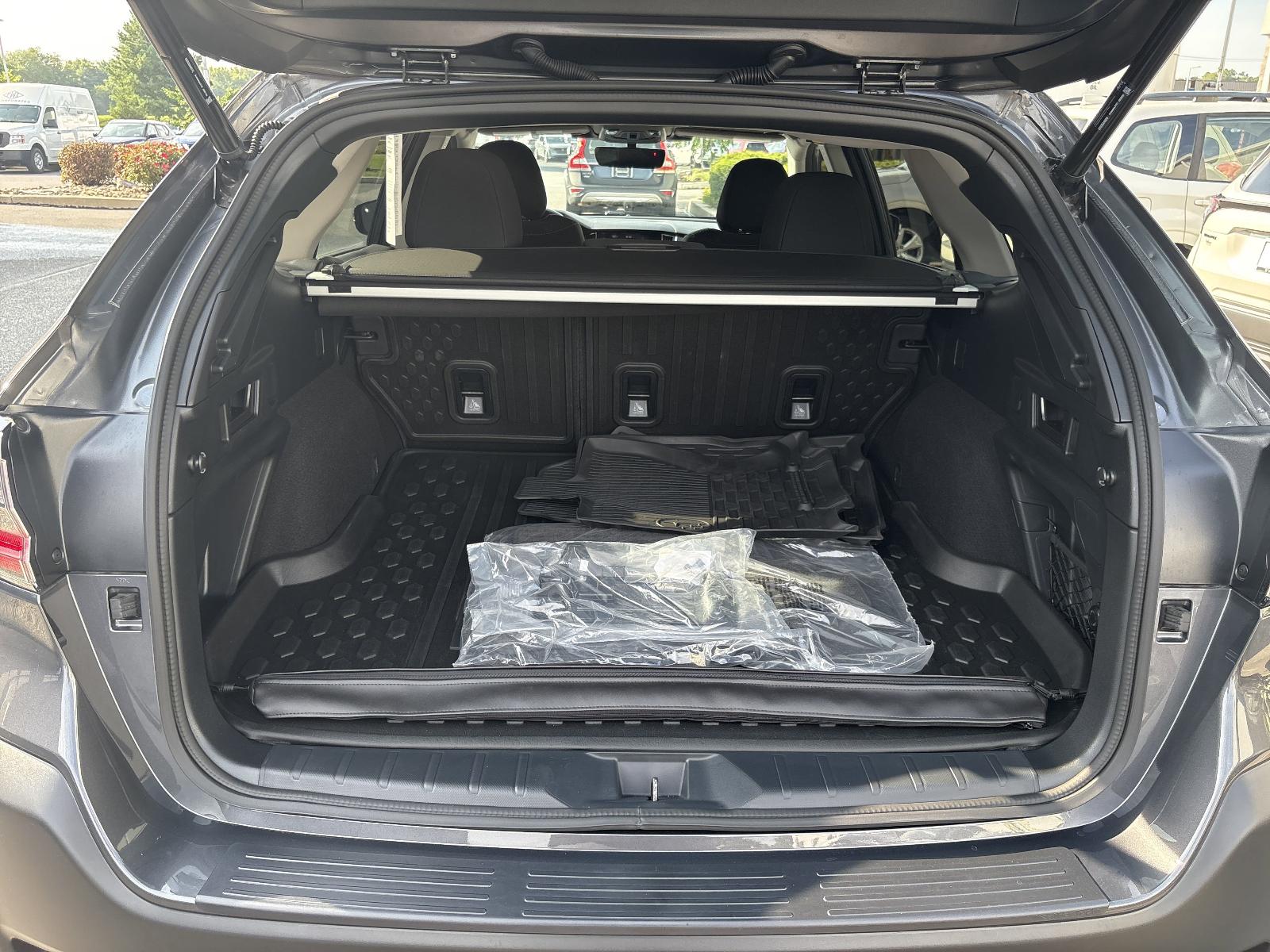 2024 Subaru Outback Vehicle Photo in Mechanicsburg, PA 17050