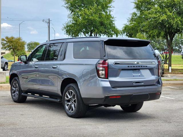 2022 Chevrolet Suburban Vehicle Photo in DENTON, TX 76210-9321