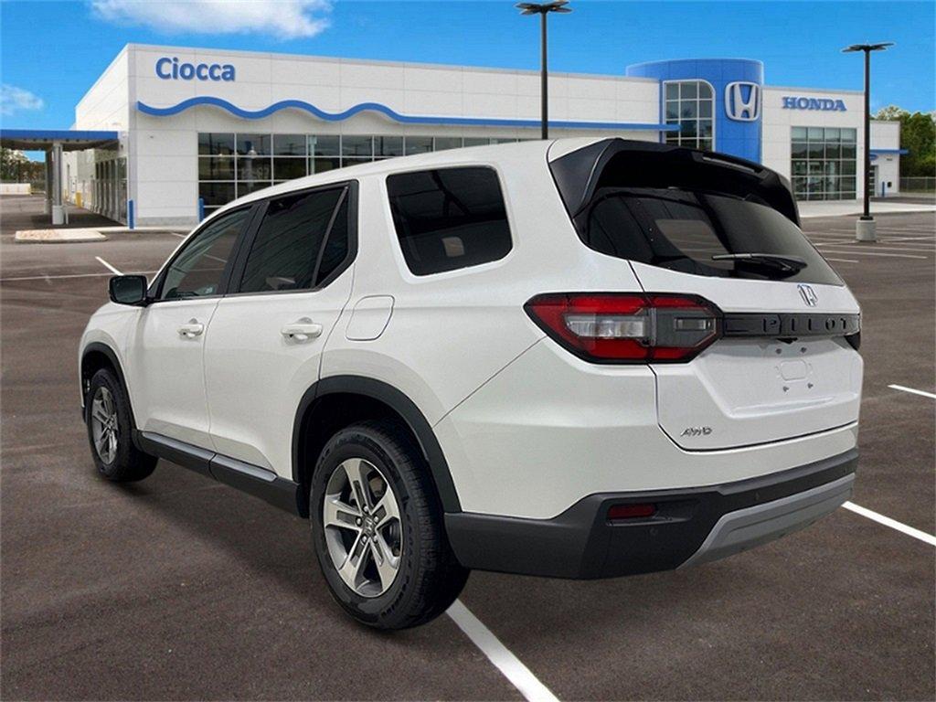 2025 Honda Pilot Vehicle Photo in Muncy, PA 17756