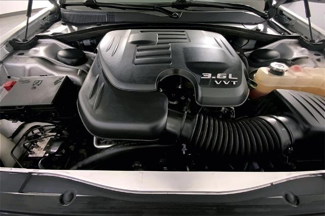 2023 Chrysler 300 Vehicle Photo in Lees Summit, MO 64086