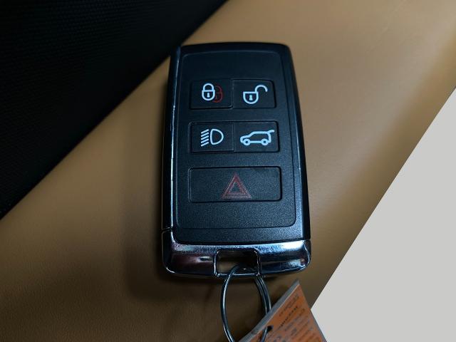 2024 Land Rover Defender Vehicle Photo in Appleton, WI 54913
