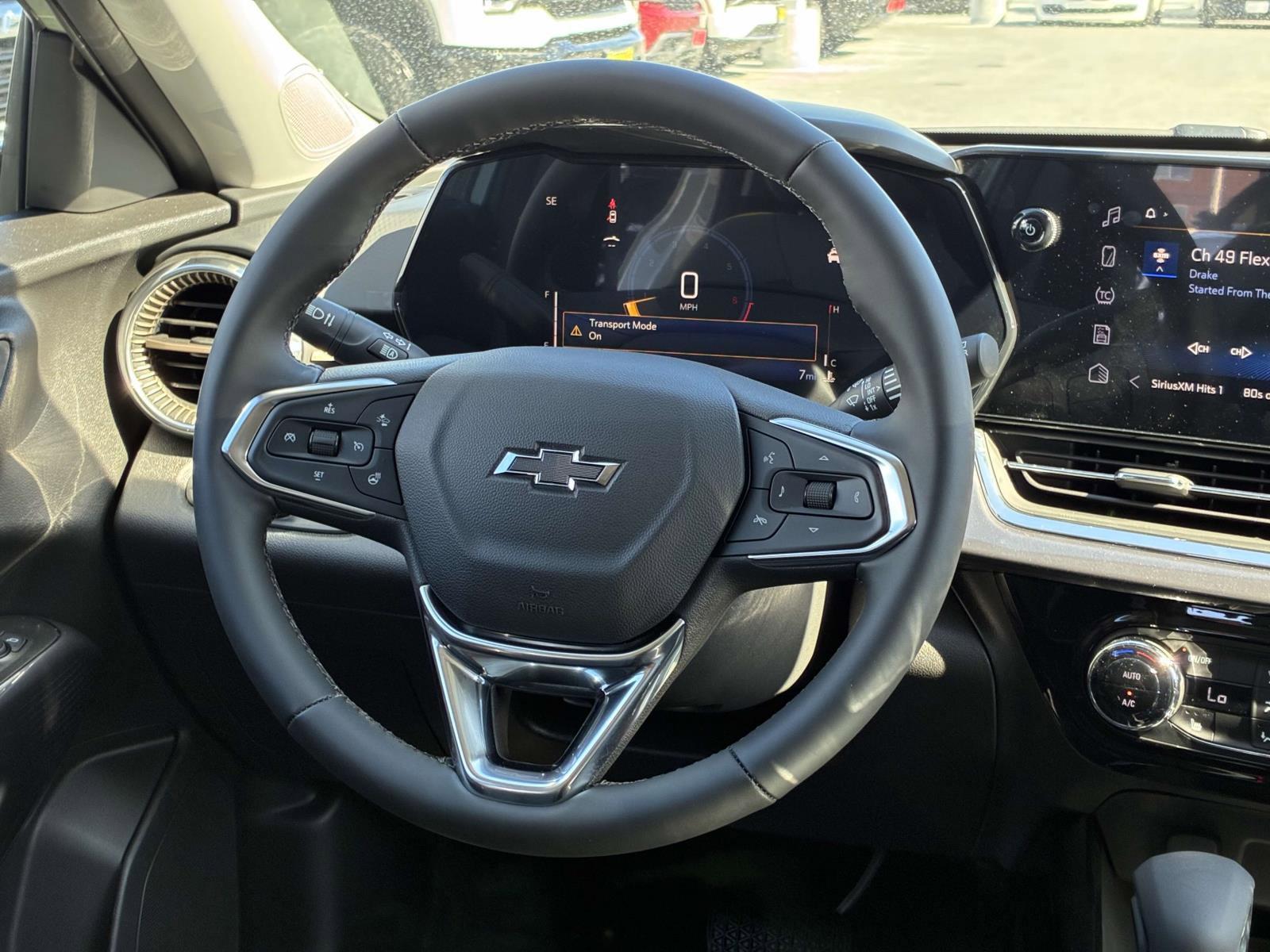 2025 Chevrolet Trax Vehicle Photo in LOS ANGELES, CA 90007-3794