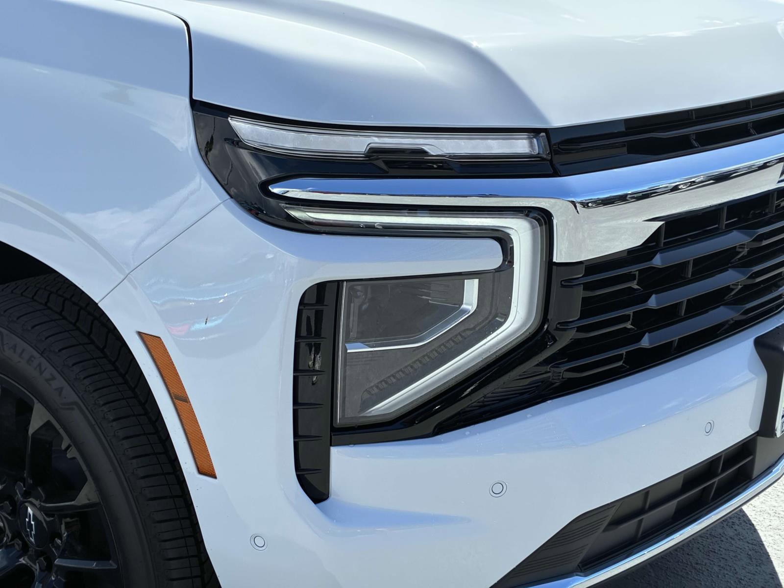 2025 Chevrolet Suburban Vehicle Photo in LOS ANGELES, CA 90007-3794