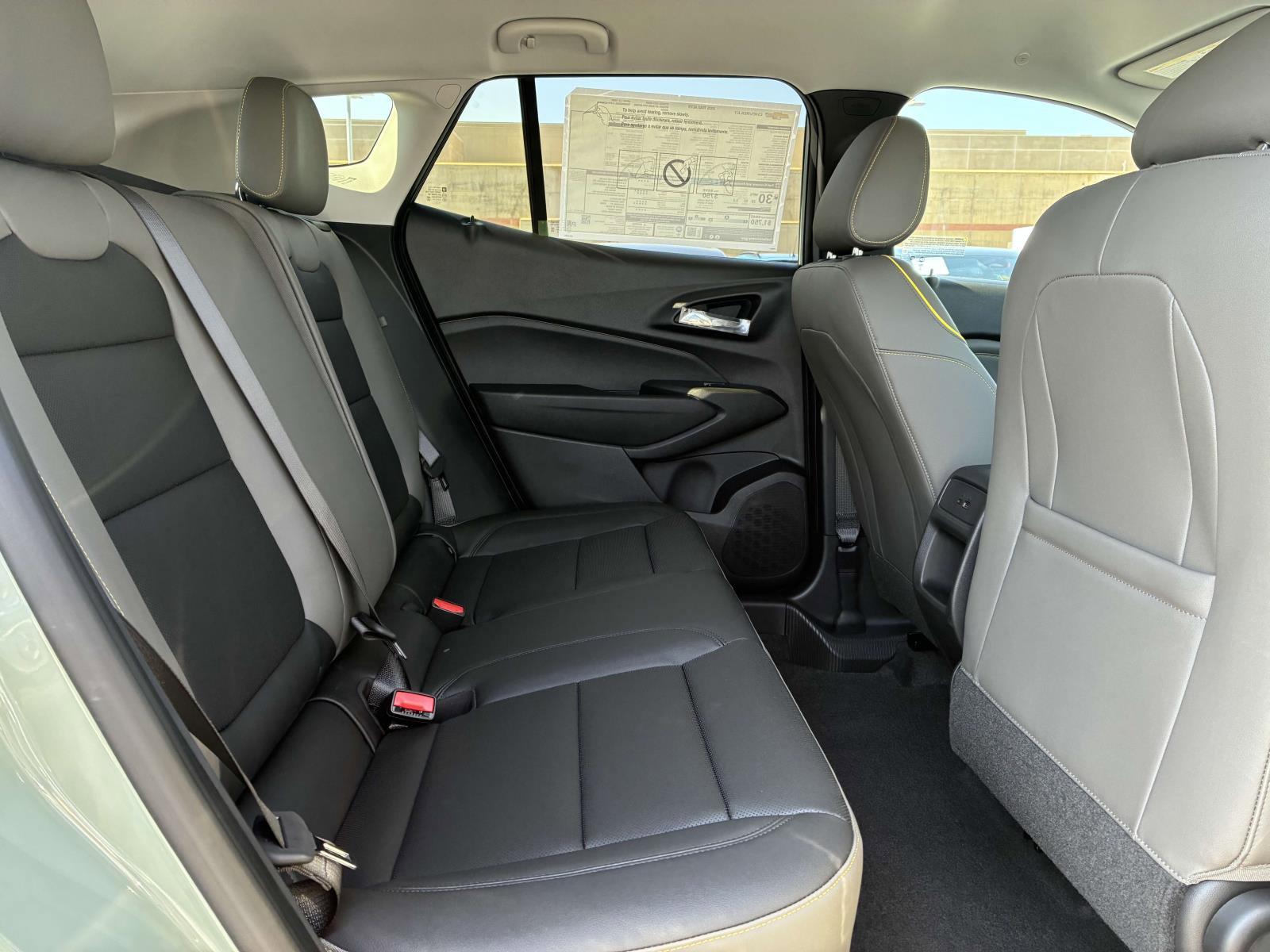 2025 Chevrolet Trax Vehicle Photo in LOS ANGELES, CA 90007-3794