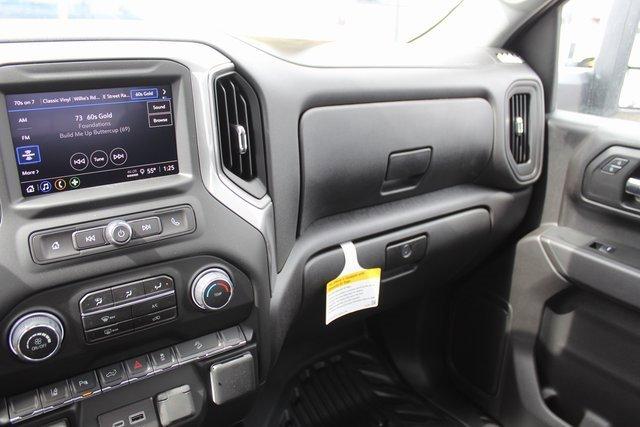 2025 Chevrolet Silverado 3500 HD Vehicle Photo in SAINT CLAIRSVILLE, OH 43950-8512