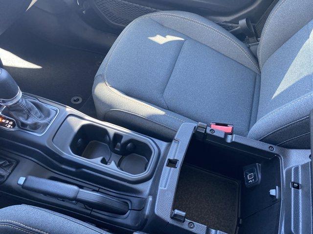 2025 Jeep Wrangler Vehicle Photo in Doylsetown, PA 18901