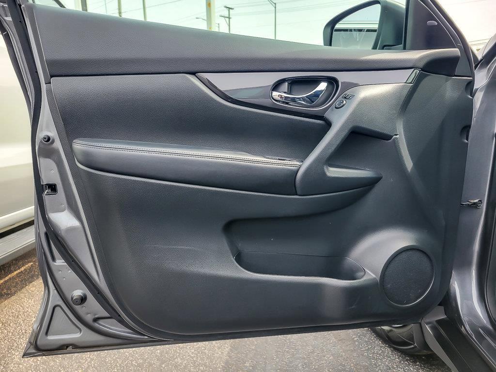 2018 Nissan Rogue Vehicle Photo in AURORA, IL 60503-9326