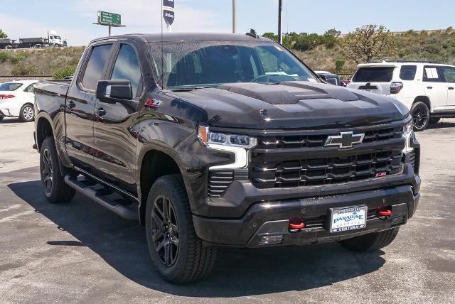 2025 Chevrolet Silverado 1500 Vehicle Photo in VENTURA, CA 93003-8585