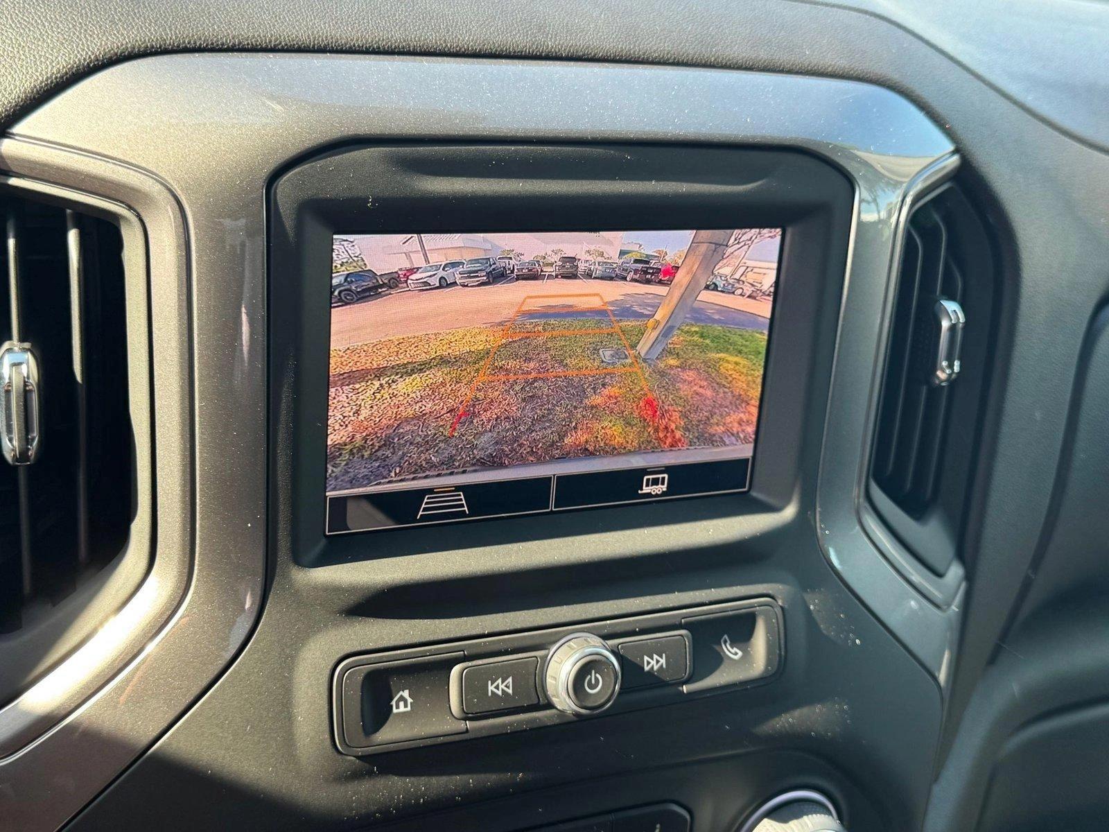 2025 Chevrolet Silverado 1500 Vehicle Photo in GREENACRES, FL 33463-3207