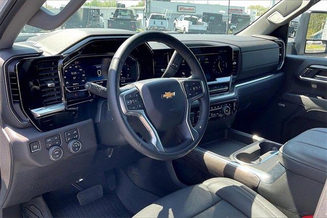 2024 Chevrolet Silverado 2500 HD Vehicle Photo in INDEPENDENCE, MO 64055-1314