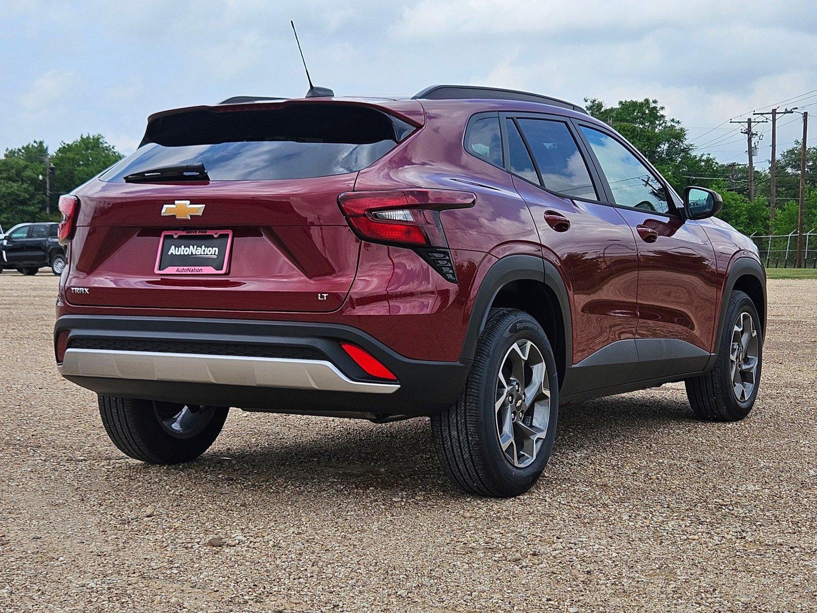 2025 Chevrolet Trax Vehicle Photo in WACO, TX 76710-2592