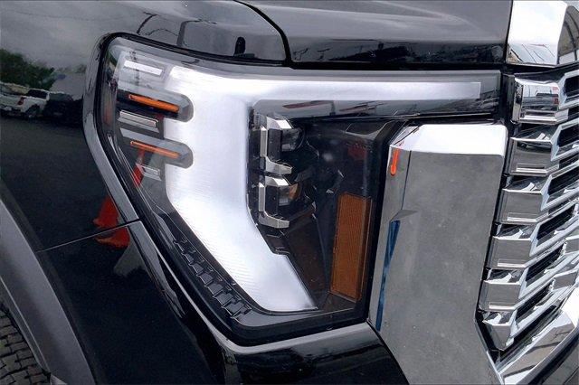 2025 GMC Sierra 3500 HD Vehicle Photo in INDEPENDENCE, MO 64055-1377