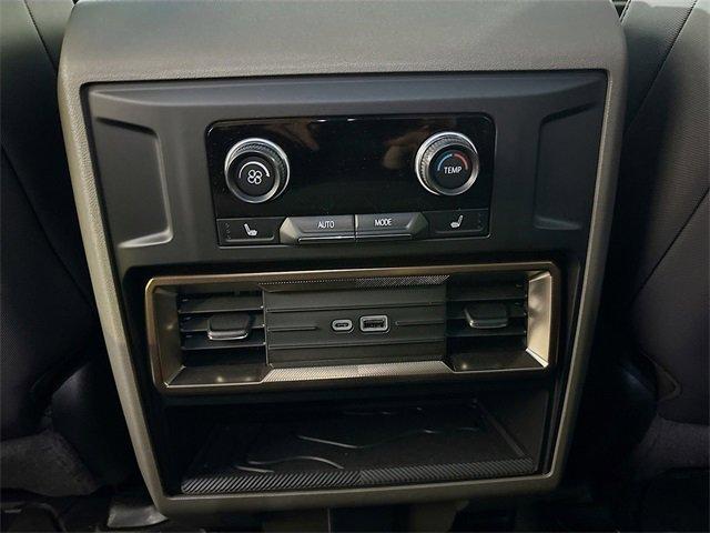 2025 GMC HUMMER EV SUV Vehicle Photo in PUYALLUP, WA 98371-4149