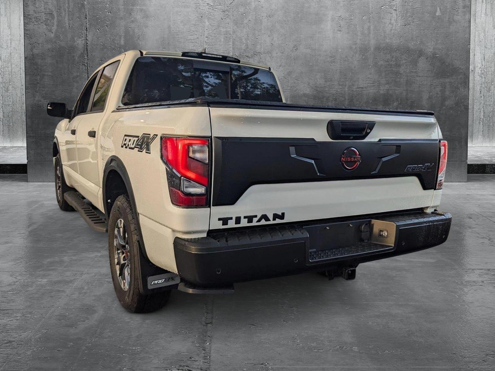 2024 Nissan Titan Vehicle Photo in Miami, FL 33135