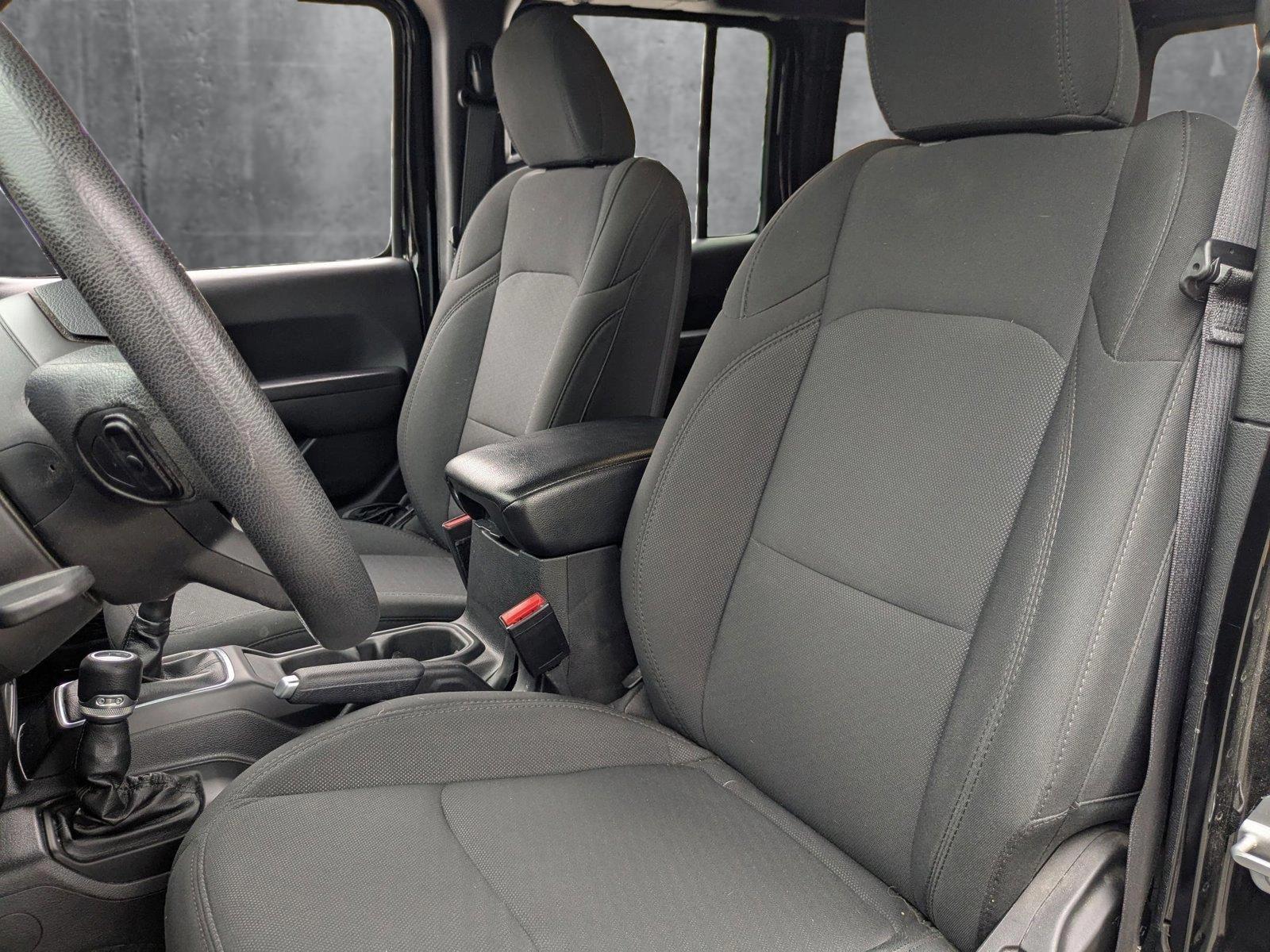 2023 Jeep Wrangler Vehicle Photo in Valencia, CA 91355