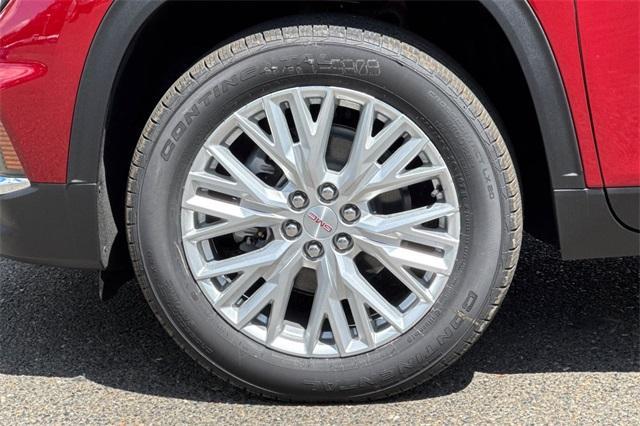 2025 GMC Acadia Vehicle Photo in ELK GROVE, CA 95757-8703