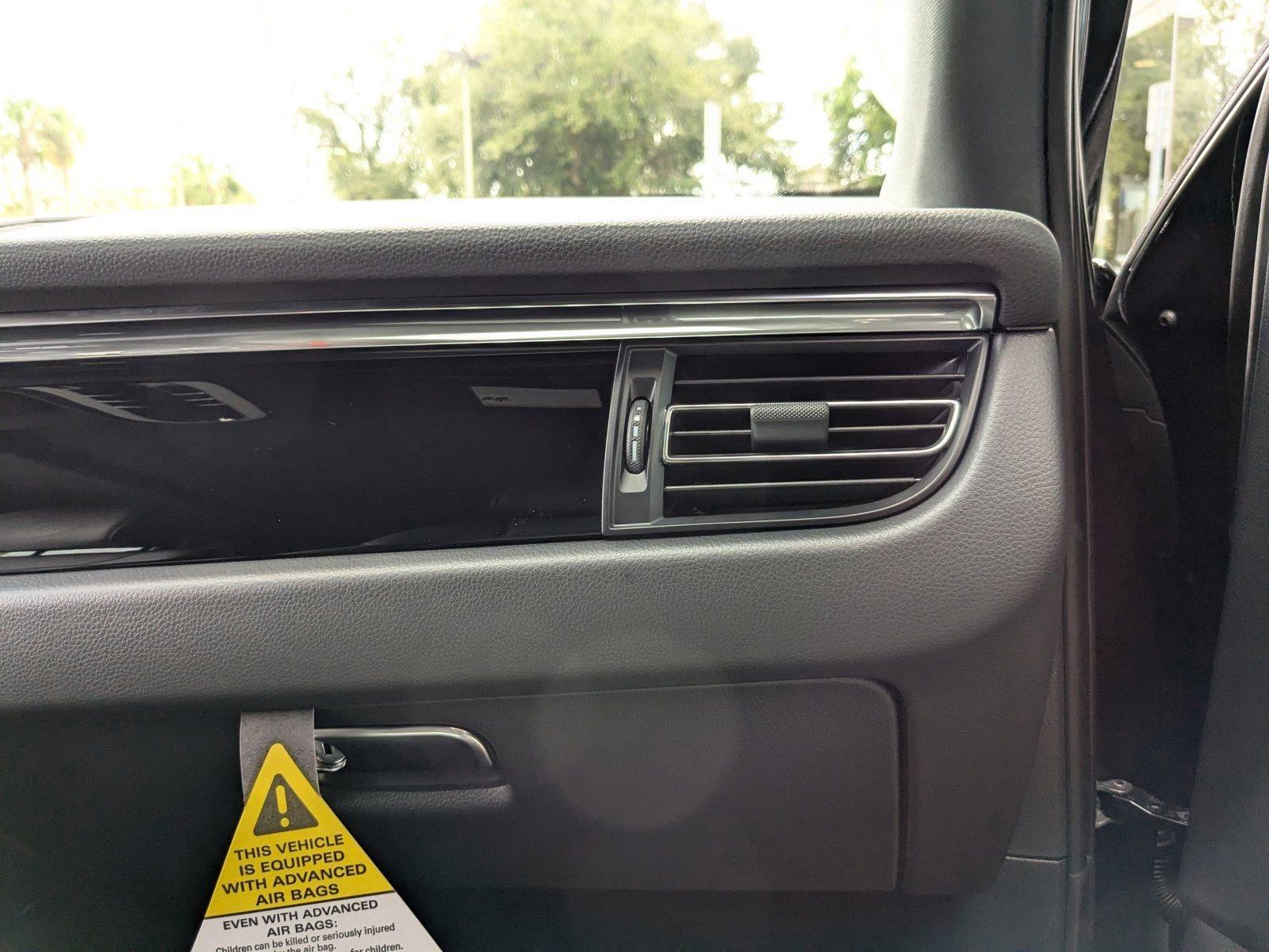2025 Porsche Macan Vehicle Photo in Maitland, FL 32751
