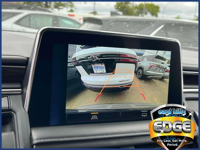 2023 Chevrolet Suburban Vehicle Photo in Roslyn, NY 11576