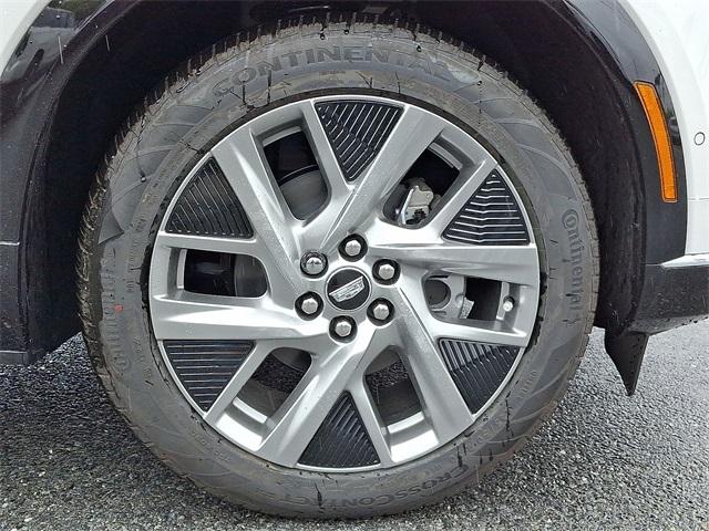 2025 Cadillac OPTIQ Vehicle Photo in ALLENTOWN, PA 18103-7399