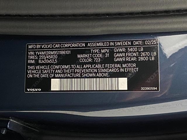 2025 Volvo XC60 Vehicle Photo in Appleton, WI 54913