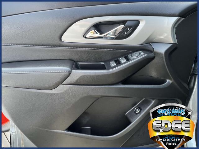2023 Chevrolet Traverse Vehicle Photo in Roslyn, NY 11576