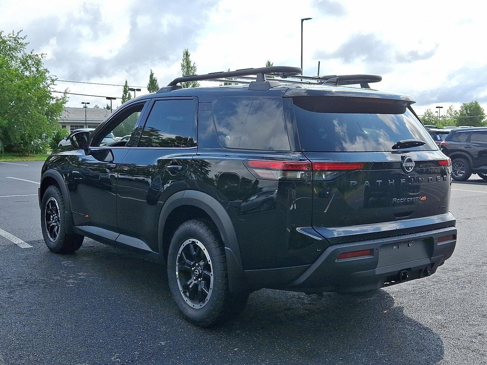 2025 Nissan Pathfinder Vehicle Photo in Mechanicsburg, PA 17050-2306