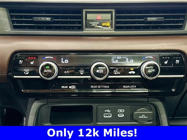 2024 Honda Pilot Vehicle Photo in EVERETT, WA 98203-5662
