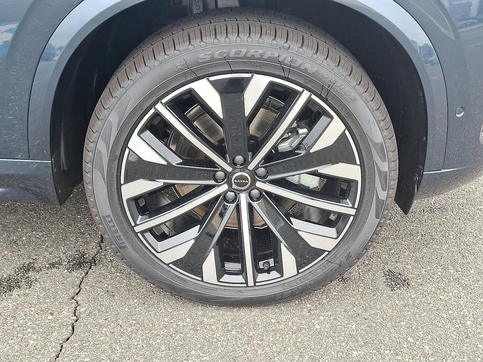2026 Volvo XC90 Vehicle Photo in Trevose, PA 19053