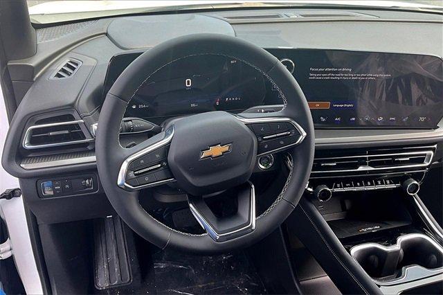 2025 Chevrolet Traverse Vehicle Photo in TOPEKA, KS 66609-0000