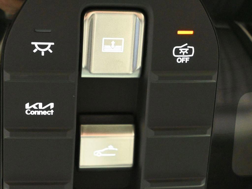 2024 Kia EV9 Vehicle Photo in Cedar Rapids, IA 52402