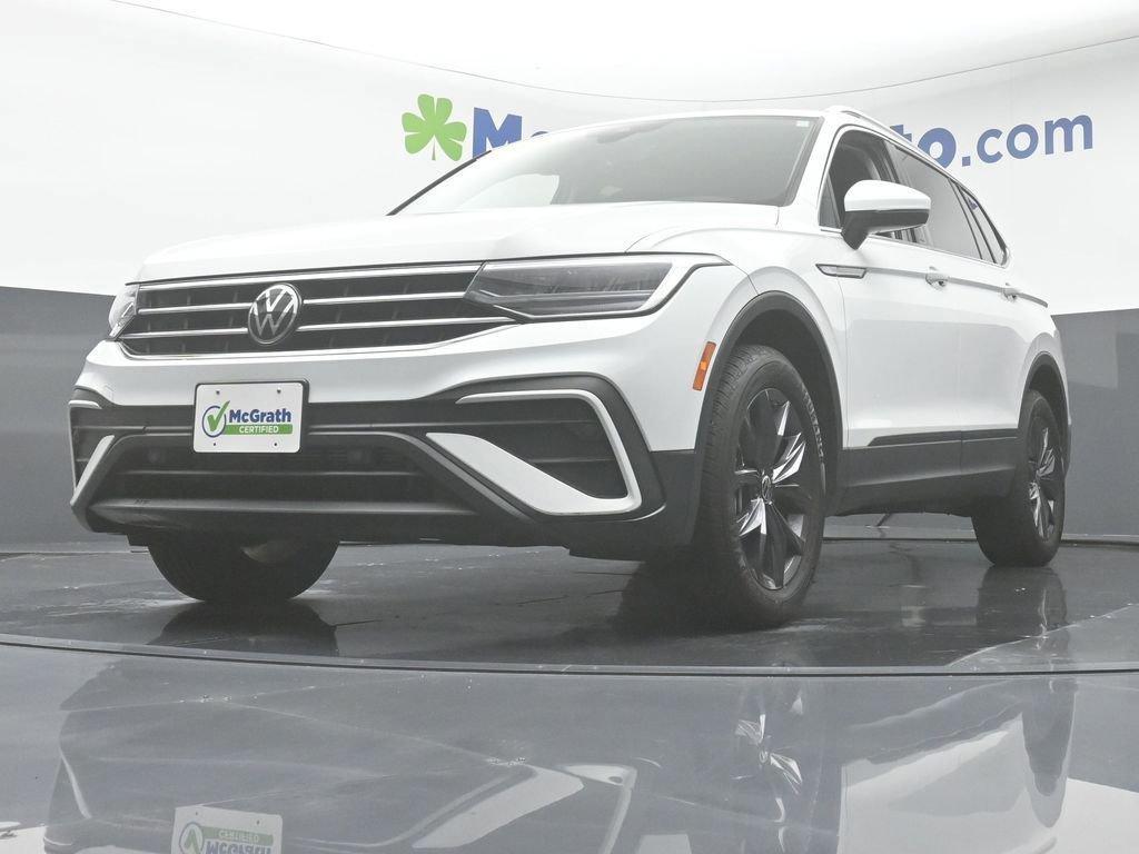 2022 Volkswagen Tiguan Vehicle Photo in Marion, IA 52302