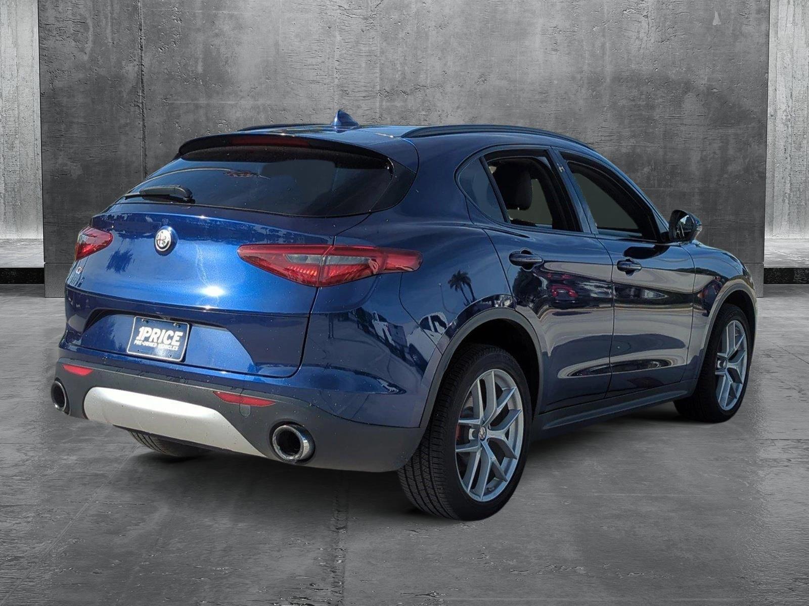 2018 Alfa Romeo Stelvio Vehicle Photo in Pembroke Pines, FL 33027